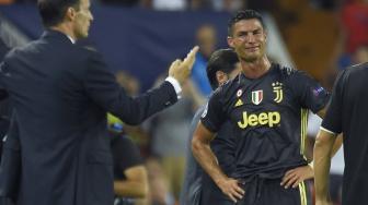 Gelandang Juventus Sebut Kartu Merah Ronaldo Aneh