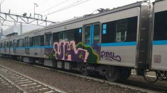 Pelaku Pencoretan MRT Berusia Dewasa dan Anggota Geng Grafiti