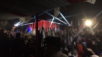 Jokowi - Ma&#039;ruf Nomor Urut 1, Massa Tetap Goyang 2 Jari