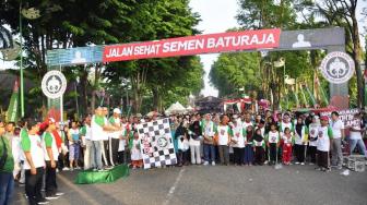 Luncurkan Produk dan Maskot, Semen Baturaja Gelar Jalan Sehat