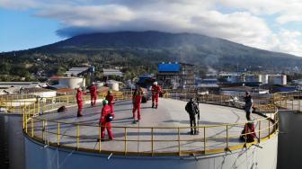 Boomerang Duduki Kapal Penyuplai Sawit, Konser di Atas Kilang