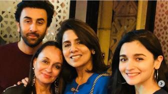 3 Momen Haru Ranbir Kapoor Rayakan Ultah Sang Ibu, Neetu Singh