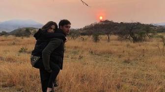 Intip Gaya Liburan Jessica Iskandar dan Richard Kyle di Afrika