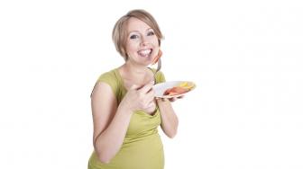Catat! Pola Makan Sehat untuk Ibu Hamil, Bantu Perkembangan Janin Juga Loh