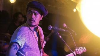 Jatuh Pingsan, Nyawa Musisi Reggae Aray Daulay Tak Tertolong