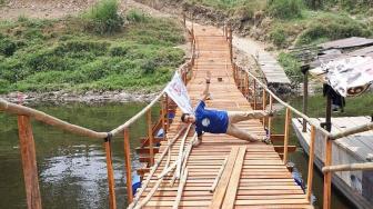 Sandiaga Lakukan Side Plank, Ini Manfaat Plank Bagi Tubuh