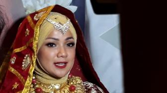 Dijemput Paksa, Notaris Mafia Tanah Keluarga Nirina Zubir Ditahan Polisi