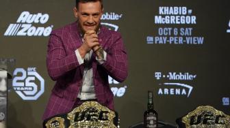 Takut Mati, Alasan McGregor Harus Menyerah Saat Hadapi Khabib Nurmagomedov