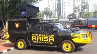 Dramatis, Ada Ibu Melahirkan di Mobil Patroli Polisi