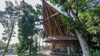 Uniknya Restoran Kapal Bambu di Alam Taman Nasional Gunung Leuser