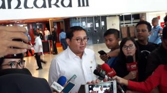 Heboh Puisi Fadli Zon Ada Genderuwo di Istana