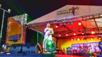 Meriahkan Festival Crossborder, Rossa Berhasil Bius Pengunjung