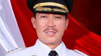 PDIP Pecat Bupati Cirebon Sunjaya Purwadisastra