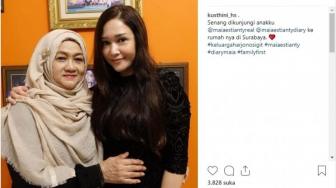 Tak Kalah Cantik dari Anaknya, Ini 7 Potret Ibunda Maia Estianty