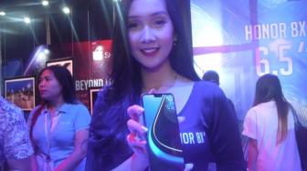 Laris Manis, Honor 8X Ludes dalam 2 Menit