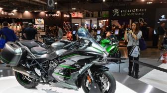 Mantap Melesat, Patroli Polisi Gagal Tangkap Ninja H2!