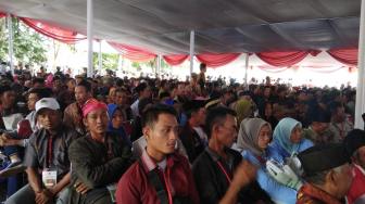 KLHK Serahkan SK Perhutanan Sosial untuk Petani di Jabar