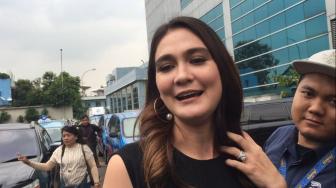 Luna Maya Diledek Daniel Mananta Tak Akan Pernah ke Masjid di Jepang