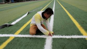 Suasana markas latihan Persija Jakarta  yang sedang dalam  proses pembangunan di Wisma Aldiron di kawasan Pancoran, Jakarta Selatan, Senin (12/11).  (Suara.com/Fakhri Hermansyah)