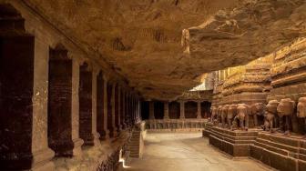 Terlalu Sakti, Candi Ini Konon Tak Bisa Dihancurkan