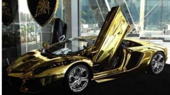 Supercar Lapis Emas Dijual Rp 1 Miliar Saja, Kok Murah ?