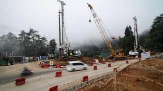 Kena Longsor, Jalan Raya Bandung-Cisewu Ditutup Sementara