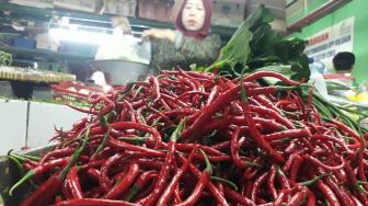 Baru Hari Kedua Ramadhan, Harga Cabai Merah di Palembang Meroket Rp45.000 Per Kilogram