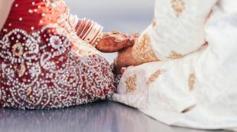 Pernikahan Mewah, Wanita Ini Mantap 7 Kali Ganti Baju Pengantin