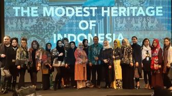8 Desainer Indonesia Gebrak Fashion Show di Den Haag
