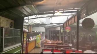 Atap Food Court Rasuna Garden Terbang, Tak Ada Korban Meninggal