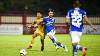 Kontrak Segera Habis, Bauman Bakal Tinggalkan Persib?