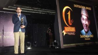 Maruf Amin - Sandiaga Uno Raih Penghargaan di Moeslim Choice Award 2018