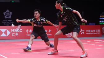 Jadi Suksesor Owi / Butet, Hafiz / Gloria Enggan Terbebani