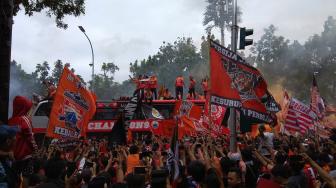 Persija Disebut Juara Settingan, Jakmania Tutup Kuping