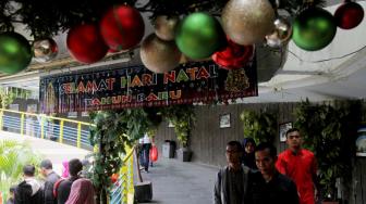 TPO Kota Tua Dihiasi Pernak-pernik Natal