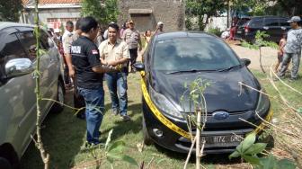 Dua Balita Bermain di Mobil Ford, Satu Tewas Kehabisan Oksigen