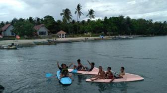 Diterjang Tsunami, 1.800 Orang Terjebak di Pulau Sebesi Dekat Krakatau