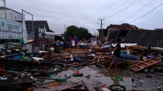 Gangguan Jiwa Mengintai Keluarga Korban Bencana Tsunami Selat Sunda