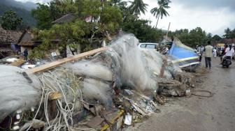 Pungungsi Tsunami di Kantor Gubernur Lampung Kehabisan Air Mineral