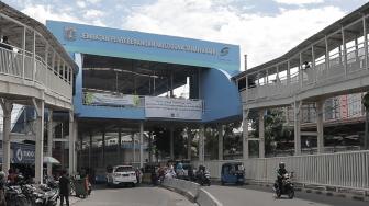 Aktivitas Skybridge Tanah Abang Jelang Tahun Baru