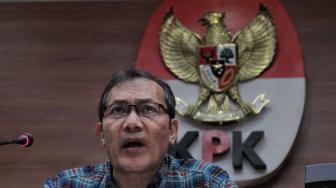 Maknai Lagu Phil Collins, Saut Berharap Jokowi Terbitkan Perppu KPK