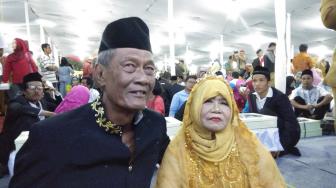 Nikah Ketiga di Usia 76 Tahun, Mardi Senang Ikut Nikah Massal Pemprov DKI