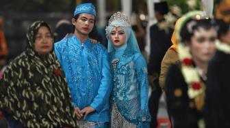 Nikah Massal Gratis di Pesta Tahun Baru Jakarta, Ada yang Usianya 77 Tahun