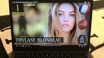 5 Pose 'Amatir' Thylane Blondeau, Pemilik Wajah Tercantik 2018