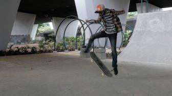 Melihat Geliat Pemain Skateboard di FO Slipi