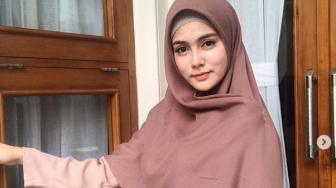 Alhamdulillah, Istri Rifky Balweel Putuskan Berhijab