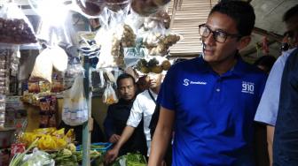 Blusukan ke Pasar Lokbin Rorotan, Sandiaga Nostalgia Saat Jadi Wagub DKI