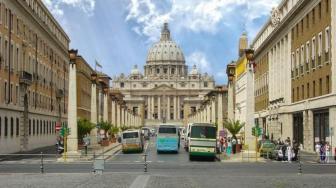 Tempat Wisata Sejarah Roma Tak Lagi Boleh Dilewati Bus Wisata