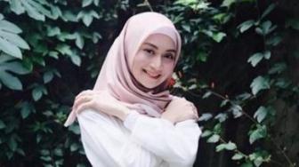 Hijrah, Ini 5 Potret Ayu Pratiwi Juara Puteri Indonesia Berbalut Hijab