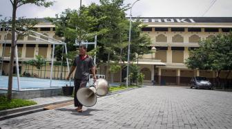 Suasana aktifitas di Pondok Pesantren Al Mukmin Ngruki, Sukoharjo, Jawa Tengah, Senin (21/1). [ANTARA FOTO/Mohammad Ayudha]